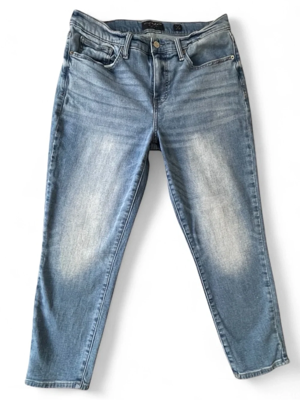 Lucky Brand Women's Size 12 Midi Rise Straight Leg Jeans Light Blue - Picture 3 of 16